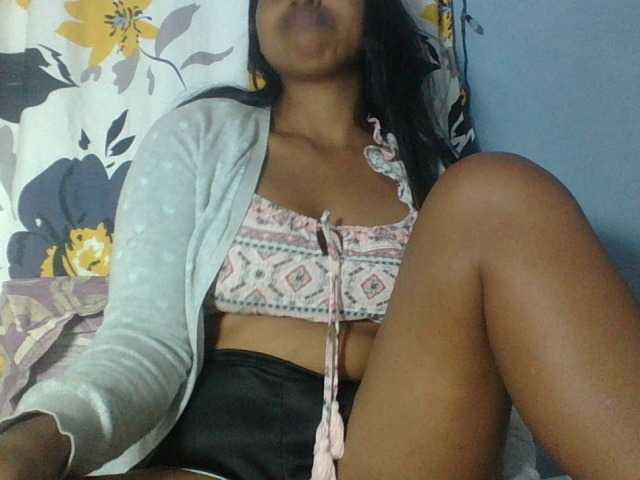 Miarizou live cam on BongaCams