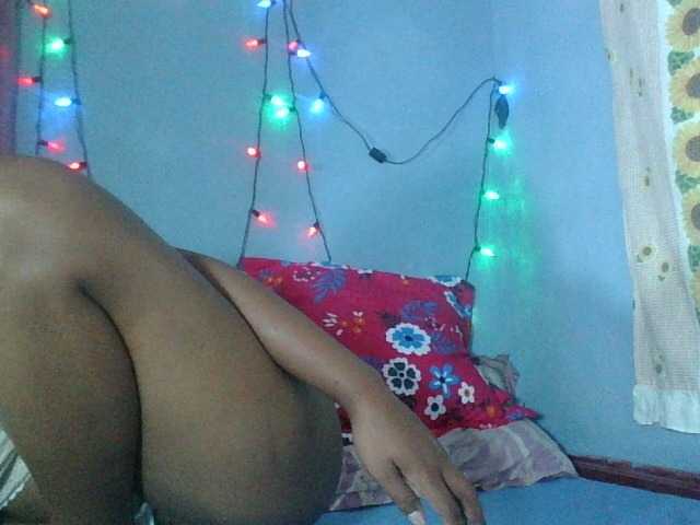 Miarizou live cam on BongaCams