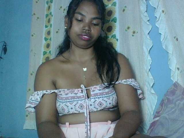 Miarizou live cam on BongaCams
