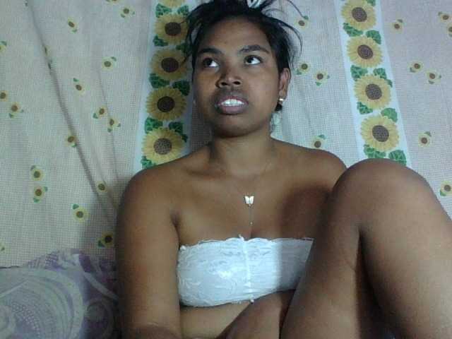 Miarizou live cam on BongaCams