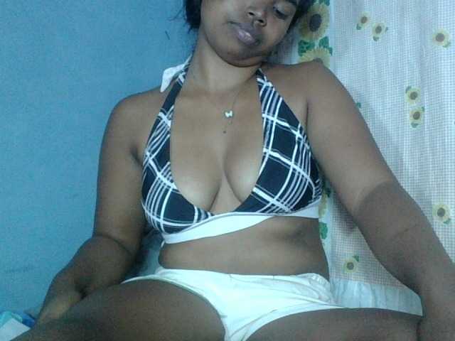 Miarizou live webcam show