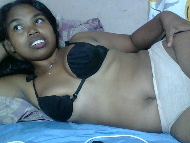 Miarizou's BongaCams show and profile