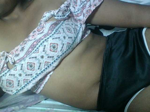 Miarizou live cam on BongaCams