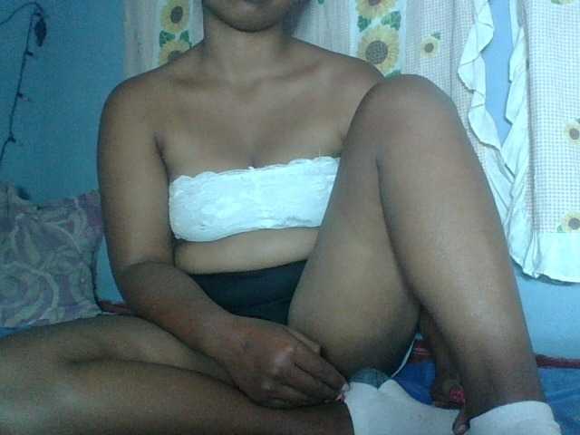 Miarizou live cam on BongaCams