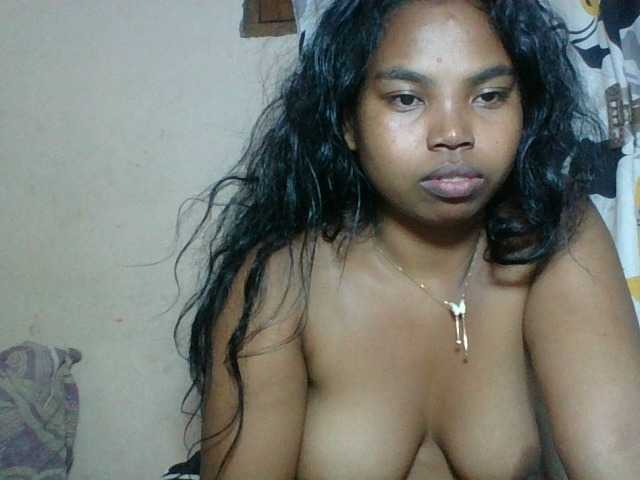 Miarizou's BongaCams show and profile