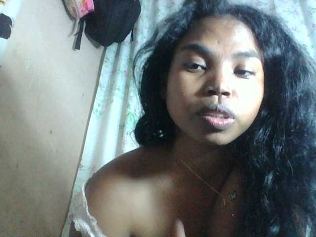 Miarizou's BongaCams show and profile