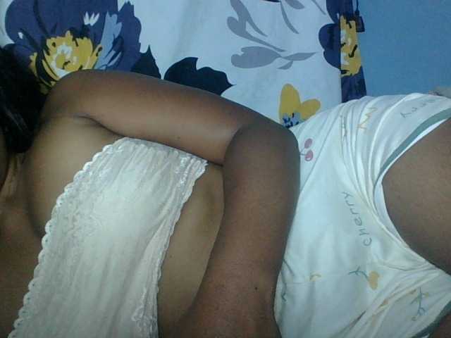 Miarizou live cam on BongaCams