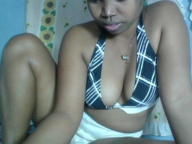 Miarizou live webcam show