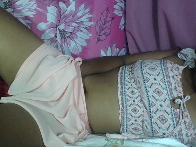 Miarizou live cam on BongaCams