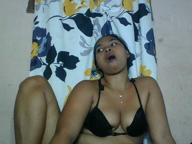 Miarizou's BongaCams show and profile