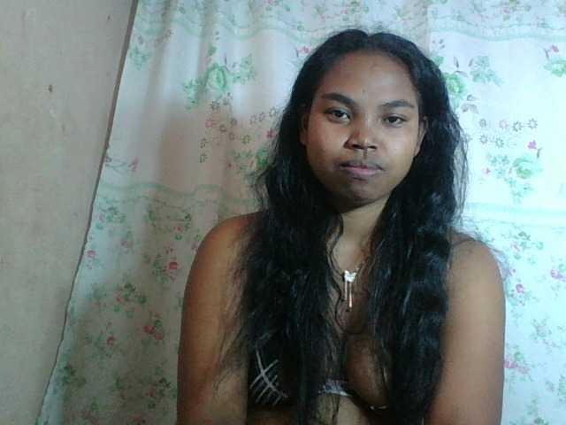 Miarizou's BongaCams show and profile