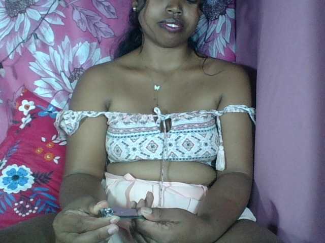 Miarizou live cam on BongaCams