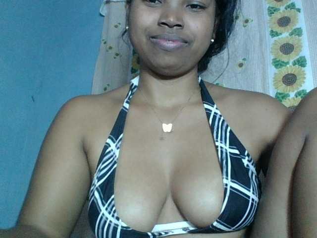 Miarizou live webcam show