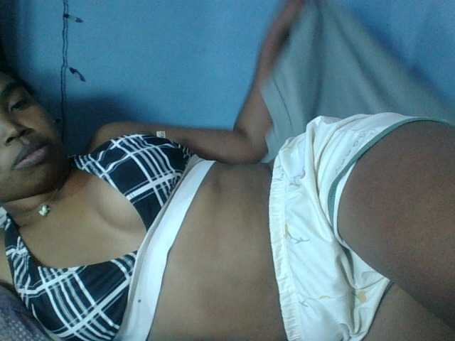 Miarizou live cam on BongaCams
