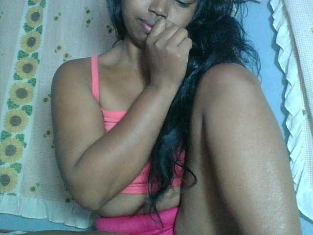 Miarizou live webcam show