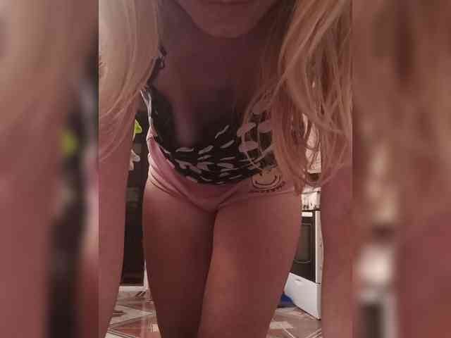 Cleopatra2311 webcam