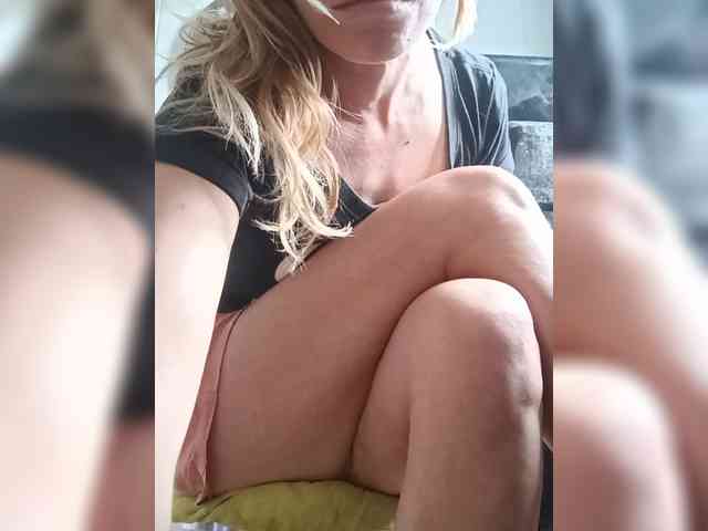 Cleopatra2311 webcam