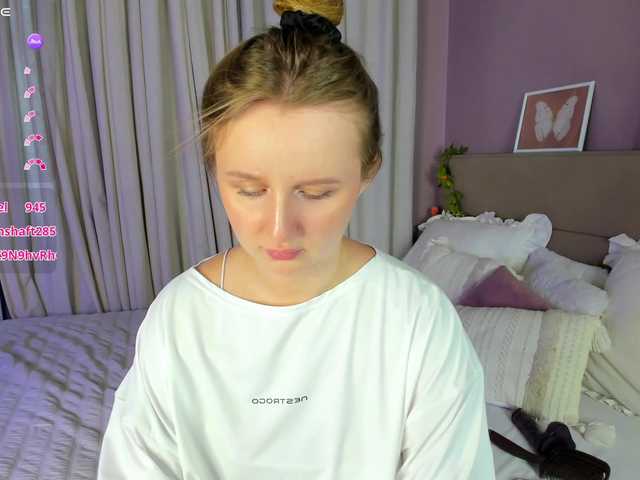 Rina-Panic live cam on BongaCams
