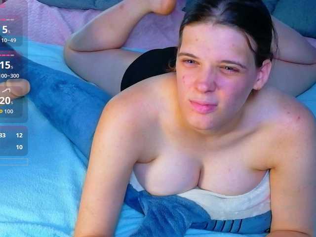 KIKIKrash live cam on BongaCams