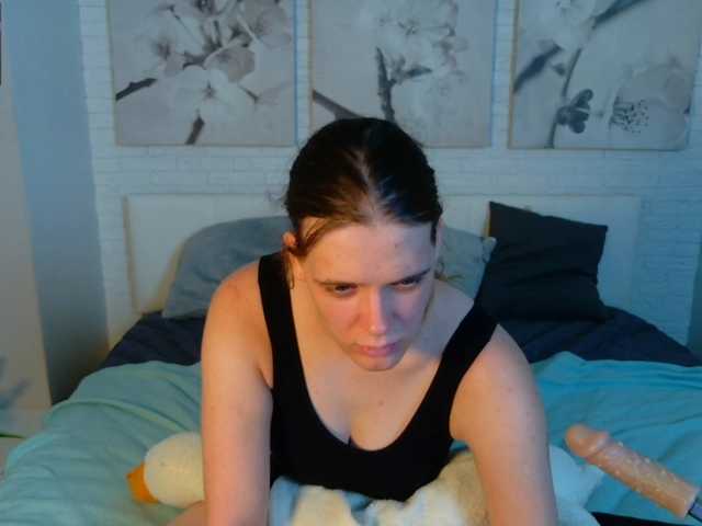 KIKIKrash live cam on BongaCams