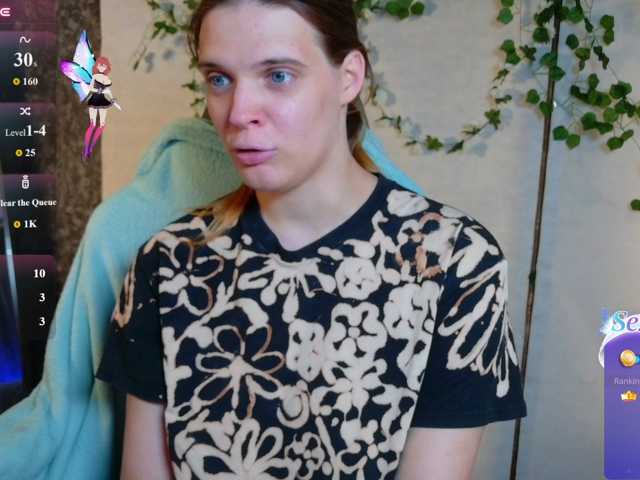 KIKIKrash live cam on BongaCams