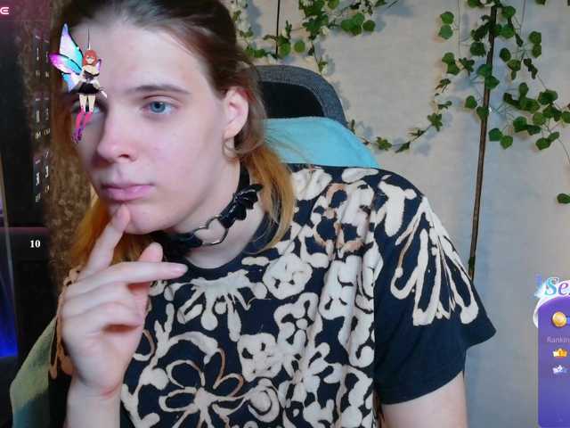 KIKIKrash live cam on BongaCams