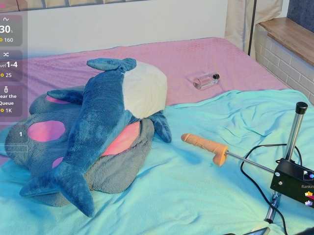 KIKIKrash live cam on BongaCams