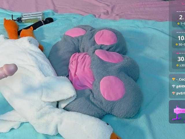 KIKIKrash — live female cam