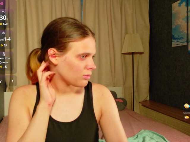 KIKIKrash live cam on BongaCams