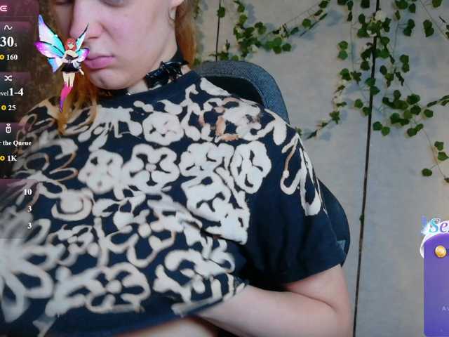 KIKIKrash live cam on BongaCams