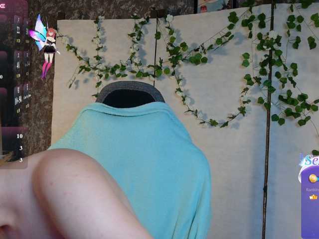KIKIKrash live cam on BongaCams
