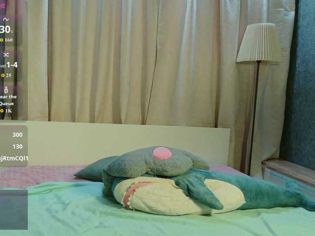 KIKIKrash live webcam show