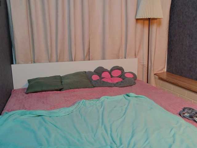 KIKIKrash live cam on BongaCams