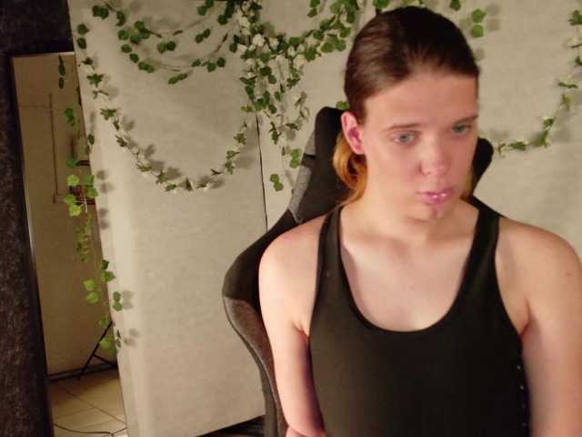 KIKIKrash