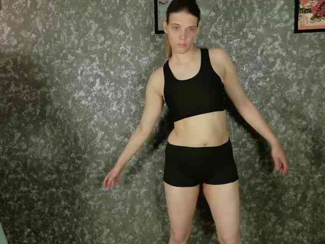 KIKIKrash webcam