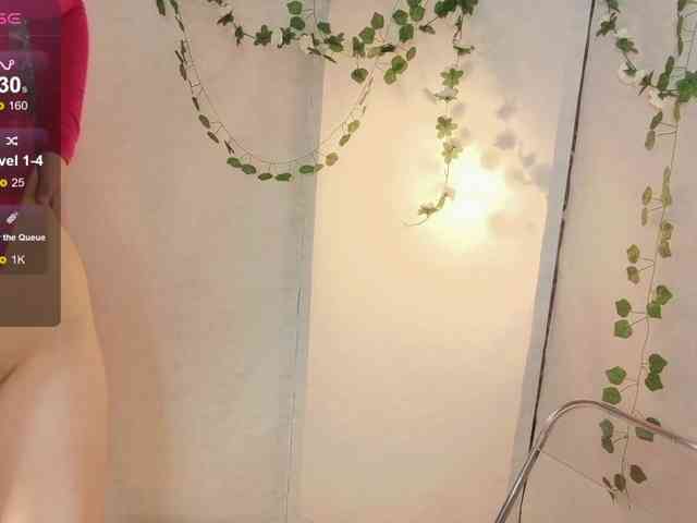 KIKIKrash webcam