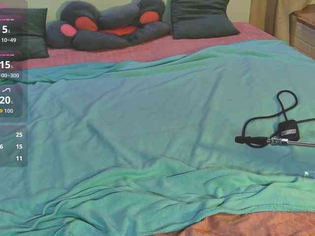 KIKIKrash webcam