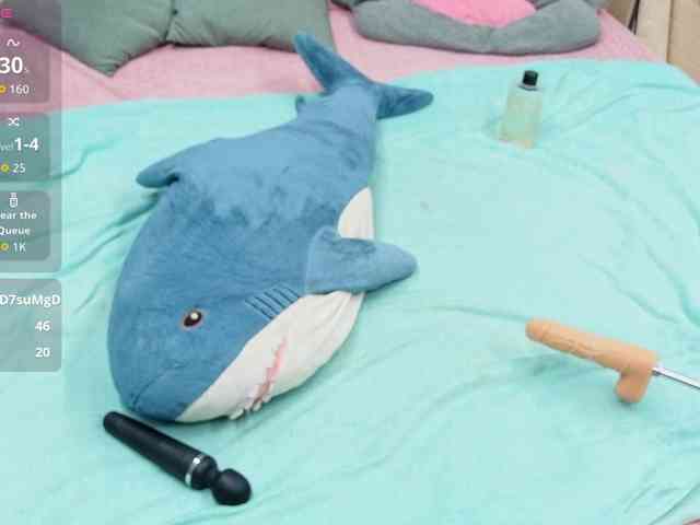 KIKIKrash webcam