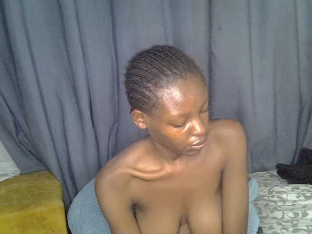 Cynne live cam on BongaCams