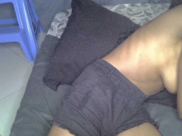 Cynne, en vivo ahora en BongaCams