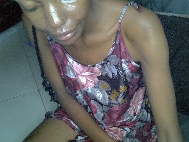 Cynne live cam on BongaCams