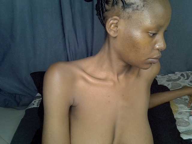 Cynne, en vivo ahora en BongaCams