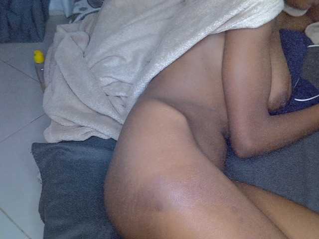 Cynne live cam on BongaCams