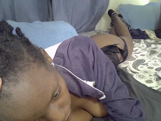 Cynne live cam on BongaCams