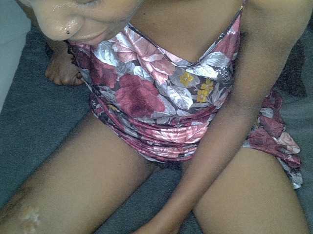 Cynne live cam on BongaCams