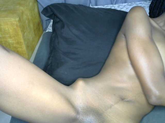 Cynne live cam on BongaCams