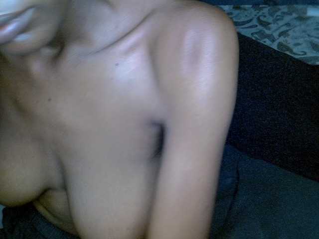 Cynne live cam on BongaCams