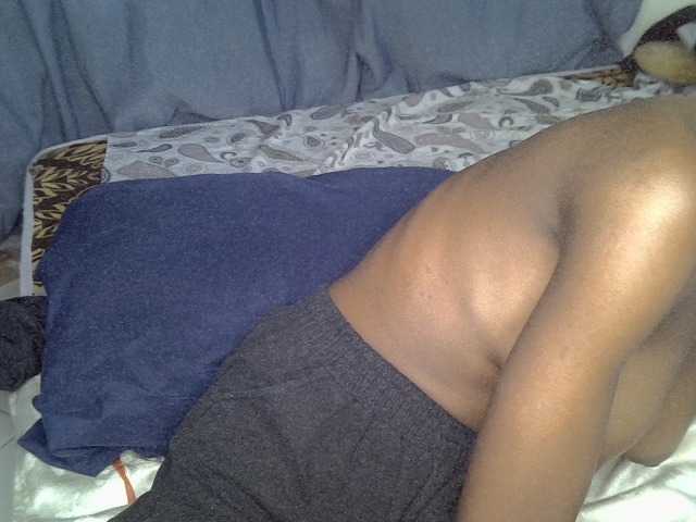 Cynne live cam on BongaCams