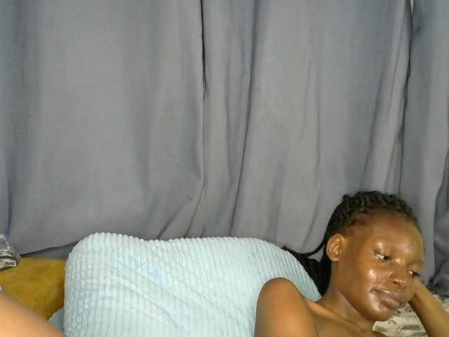Cynne live cam on BongaCams