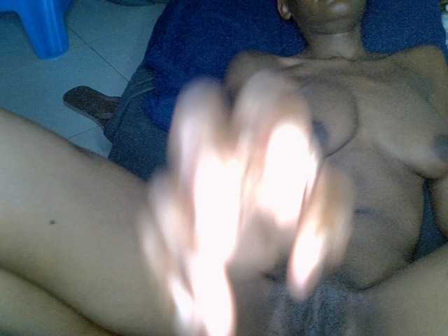 Cynne live cam on BongaCams